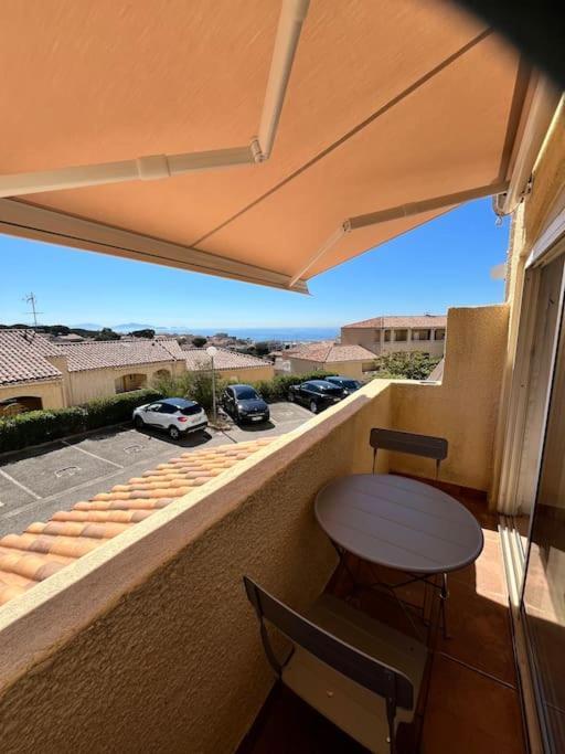 Studio Vue Mer Avec Piscine Et Terrain De Tennis Sausset-les-Pins Exterior foto
